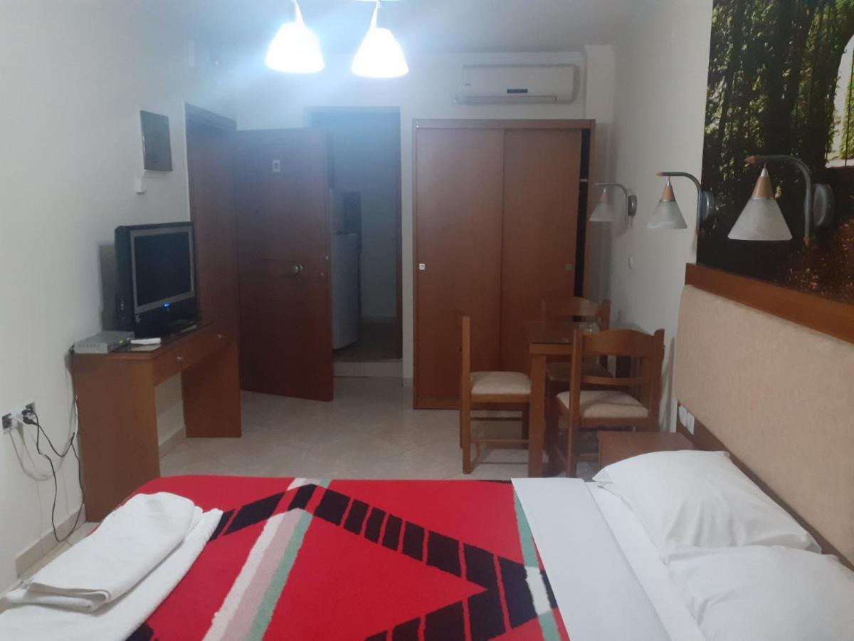 Balkan House โปตอส ภายนอก รูปภาพ